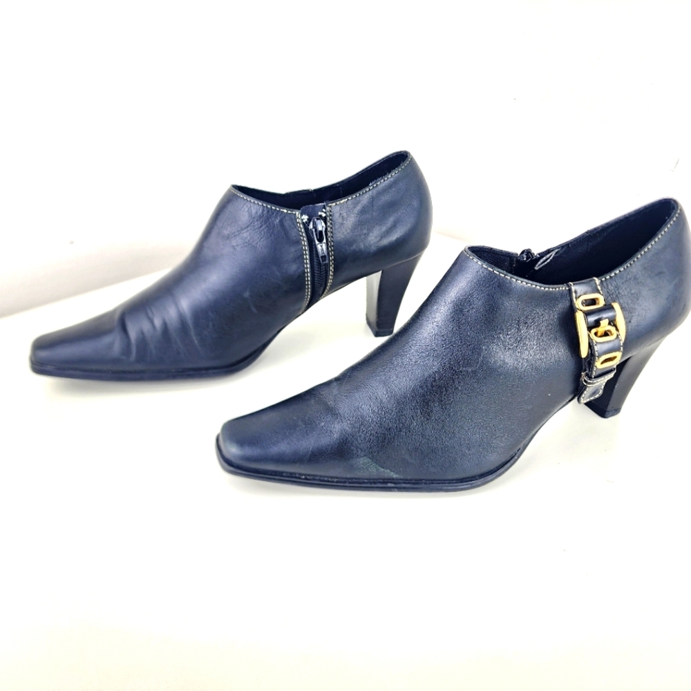 Liz Claiborne Leather Ankle Heel Boots Black Size 7.5M